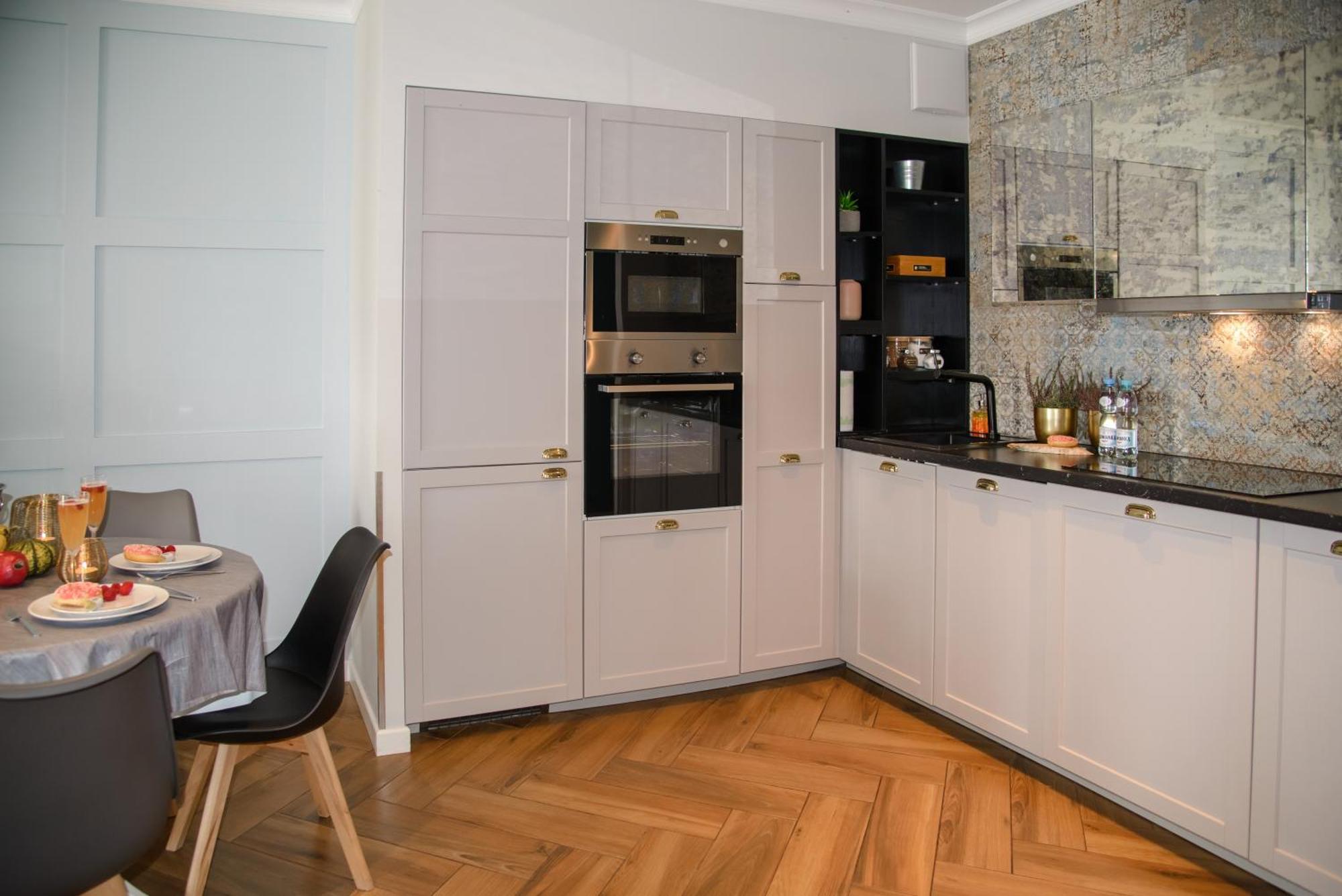 Maya's Flats & 34 - Chmielna 73 Apartment Gdansk